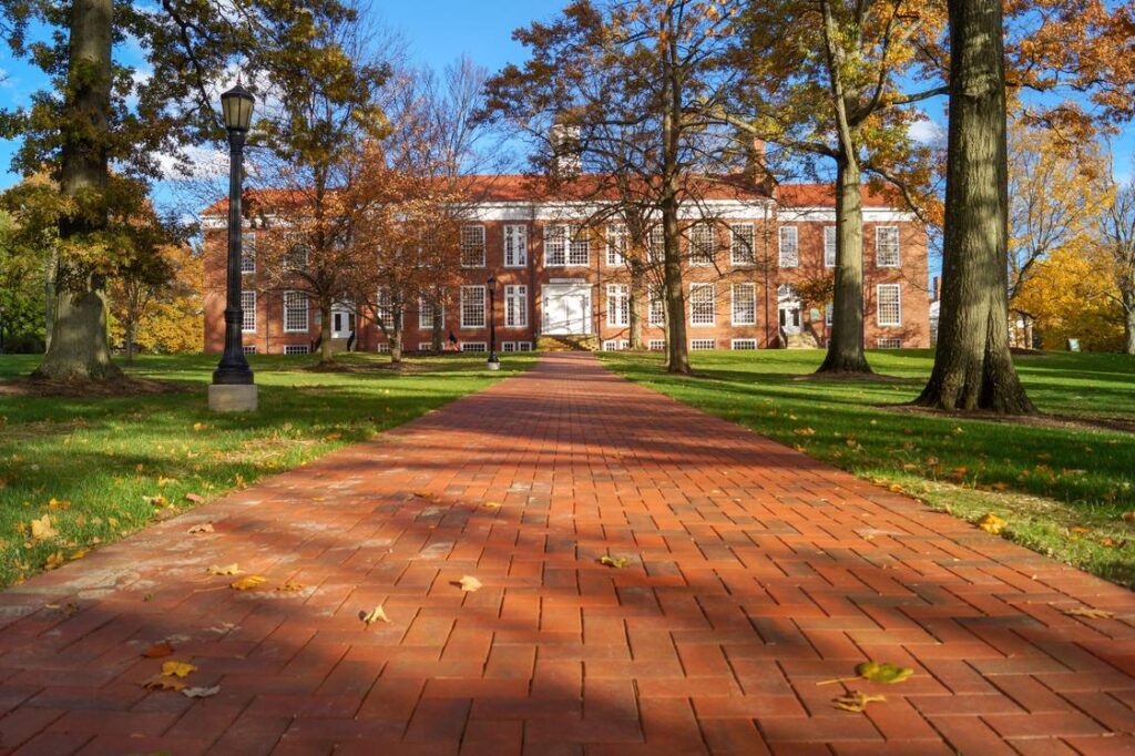 Frontal shot of Western Reserve Academy in Hudson, Ohio